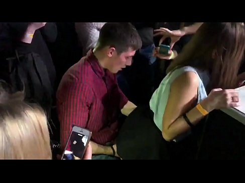 ❤️ Sex real într-un club de noapte rusesc. O rusoaică de 18 ani în anus și vagin futută într-un club de noapte ❤❌  at ro.wassell.ru ❌️